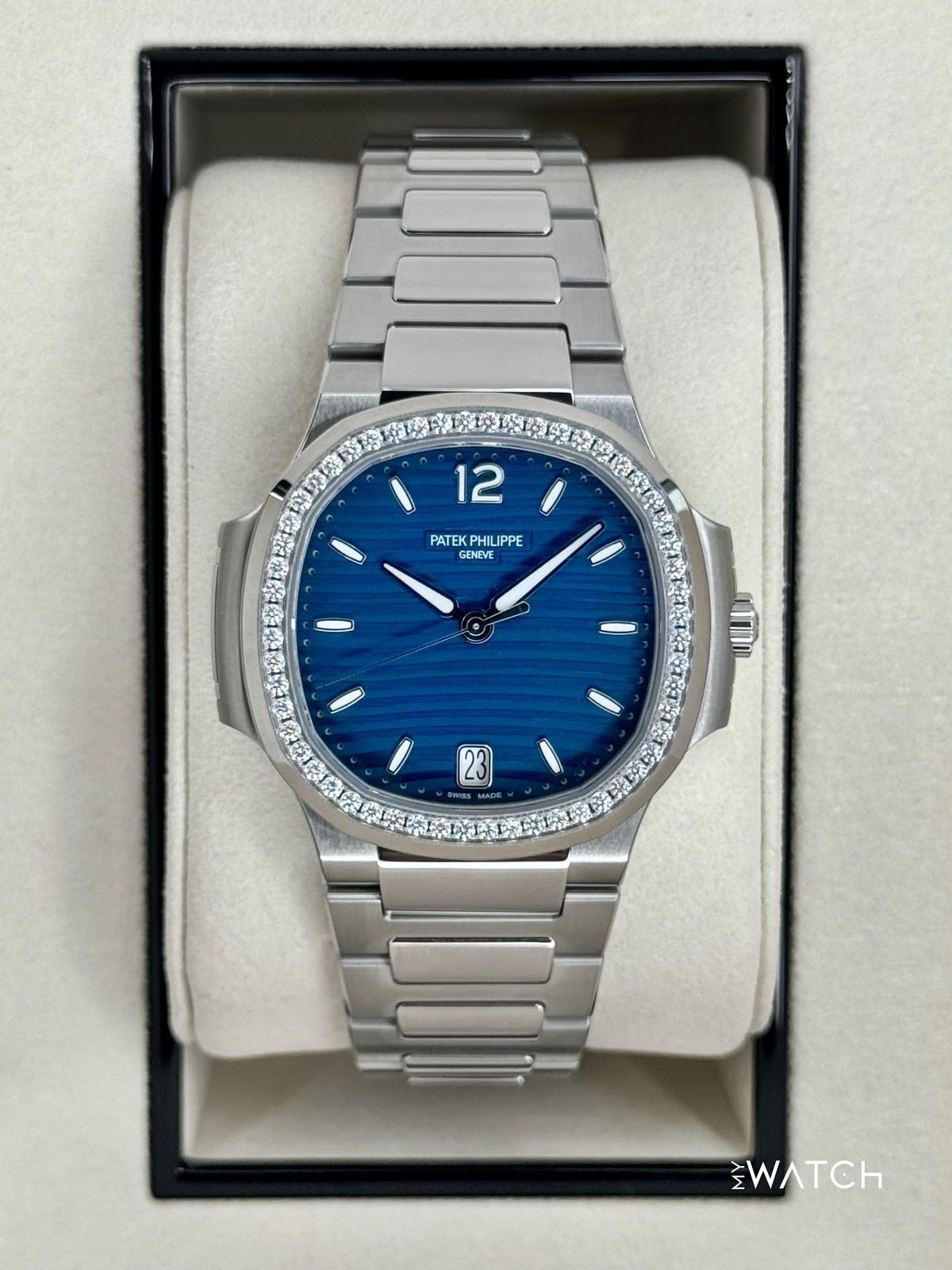 Patek Philippe Nautilus 35.2mm 7118/1200A-001 Stainless Steel Blue Dial