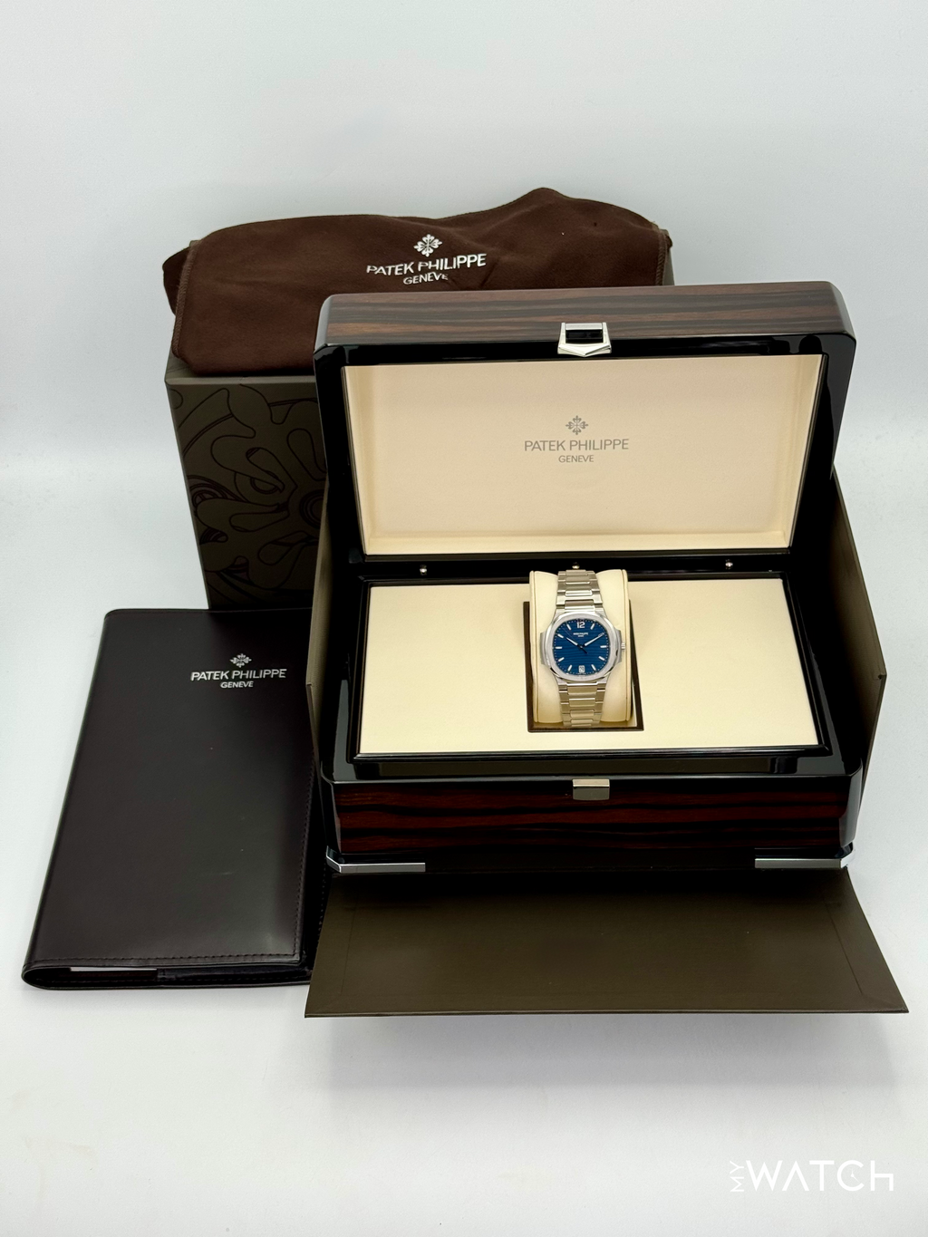 Patek Philippe Nautilus 35.2mm 7118/1A-001 Stainless Steel Blue Dial