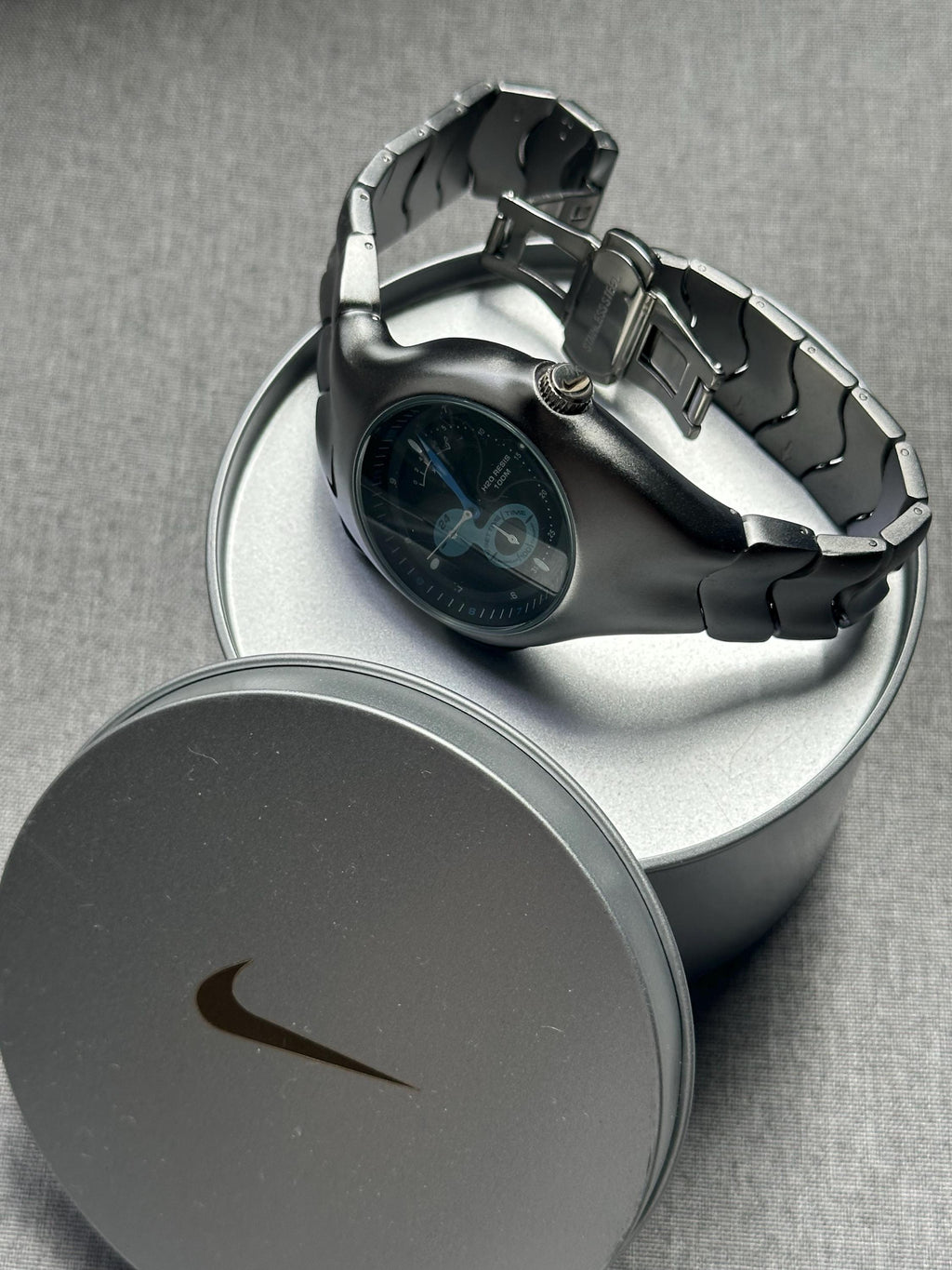 Nike Triax Chronograph Watch Matte Silver with Black Blue Dial – Vintage Grey Stainless Steel Sports Watch, Rare Collectible Timepiece