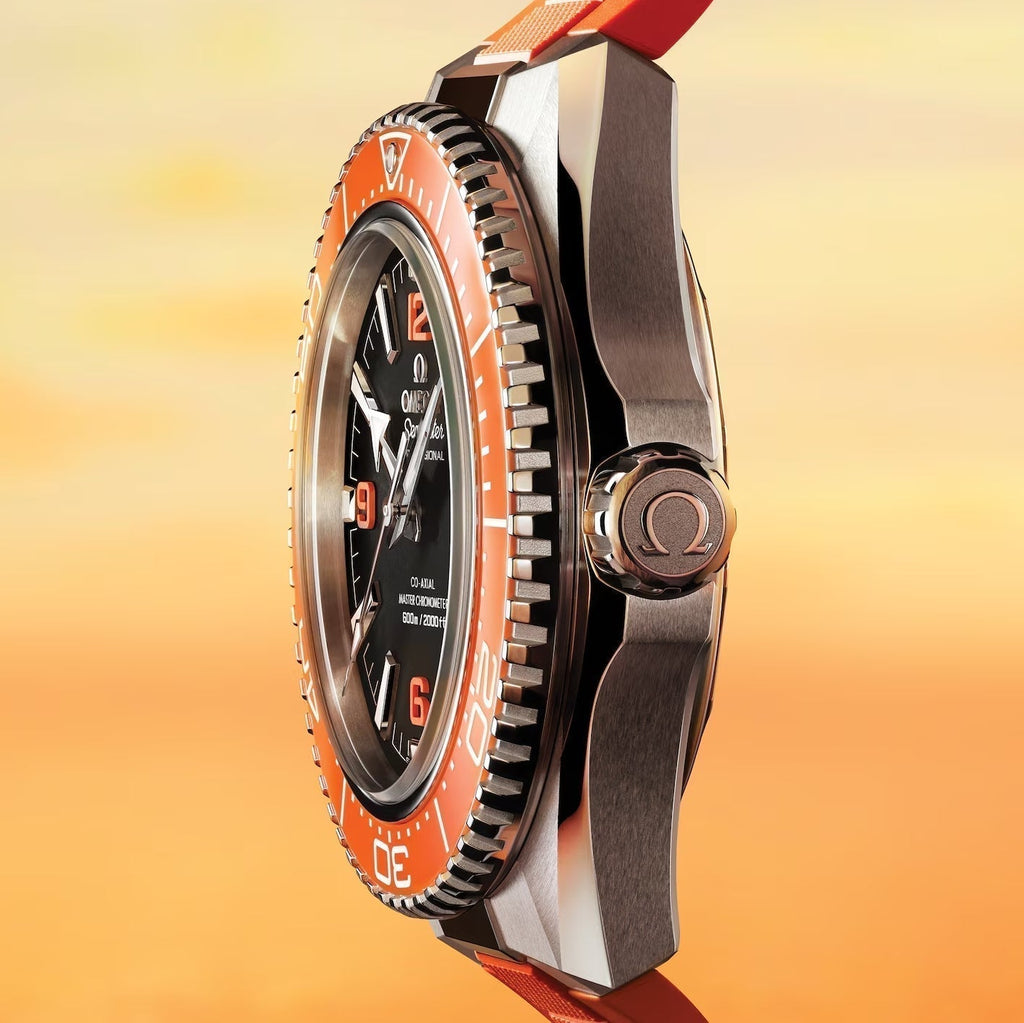OMEGA Seamaster Planet Ocean 600M 42mm - Black and Orange on Orange Rubber Strap